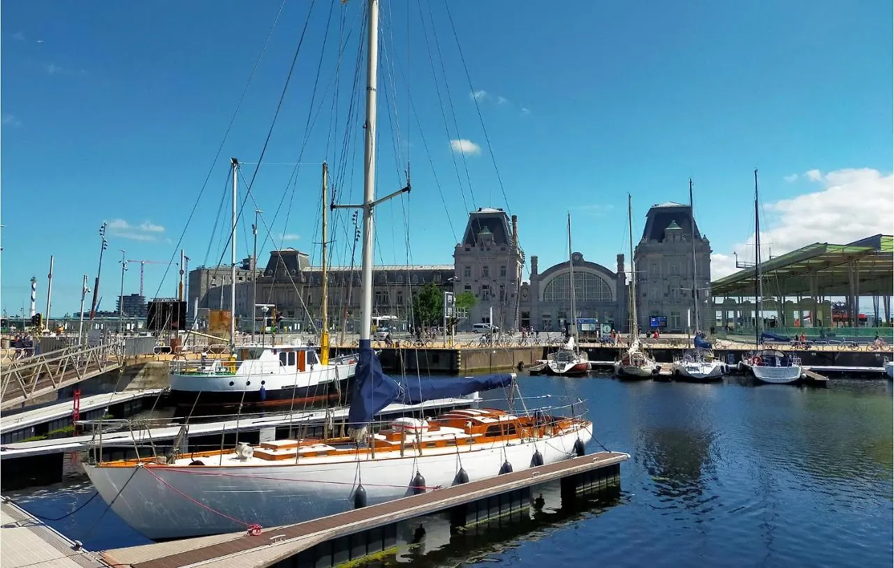 1 Bedroom Lovely Apartment In Oostende