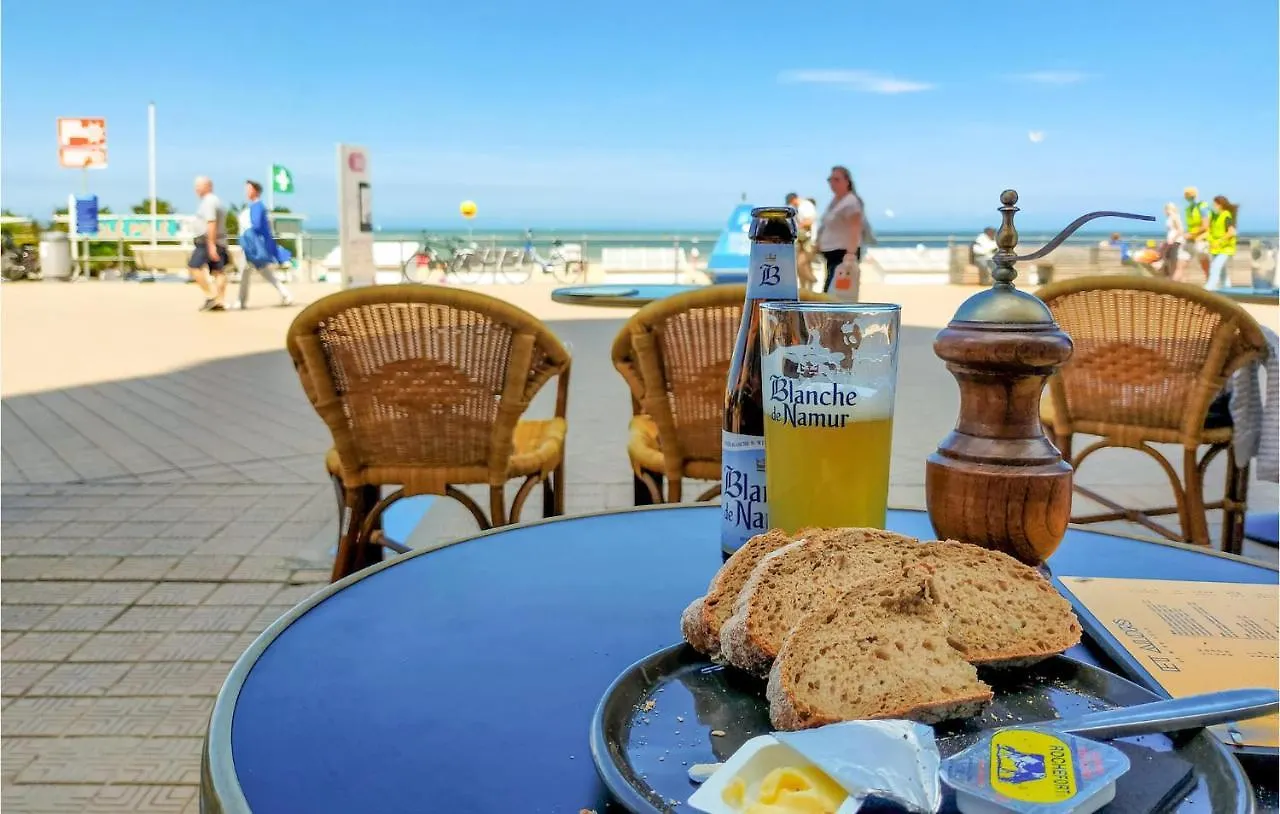1 Bedroom Lovely Apartment In Oostende  Ostenda